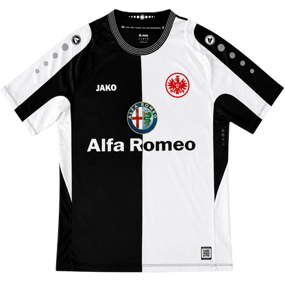 Eintracht Frankfurt Forması - Ön